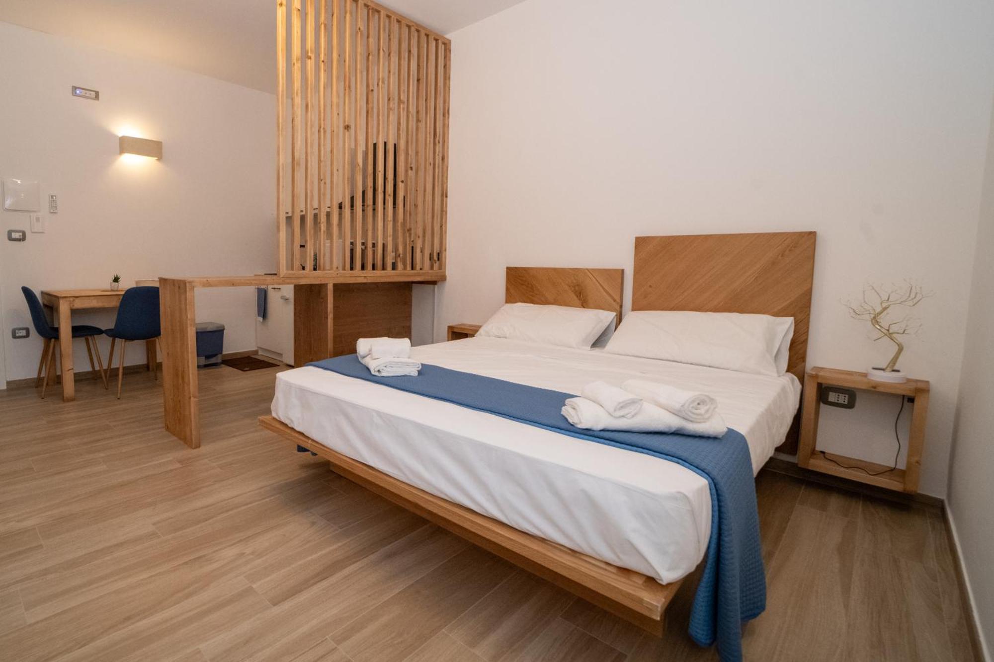 Pietra Bianca Bed and Breakfast Cutrofiano Eksteriør billede