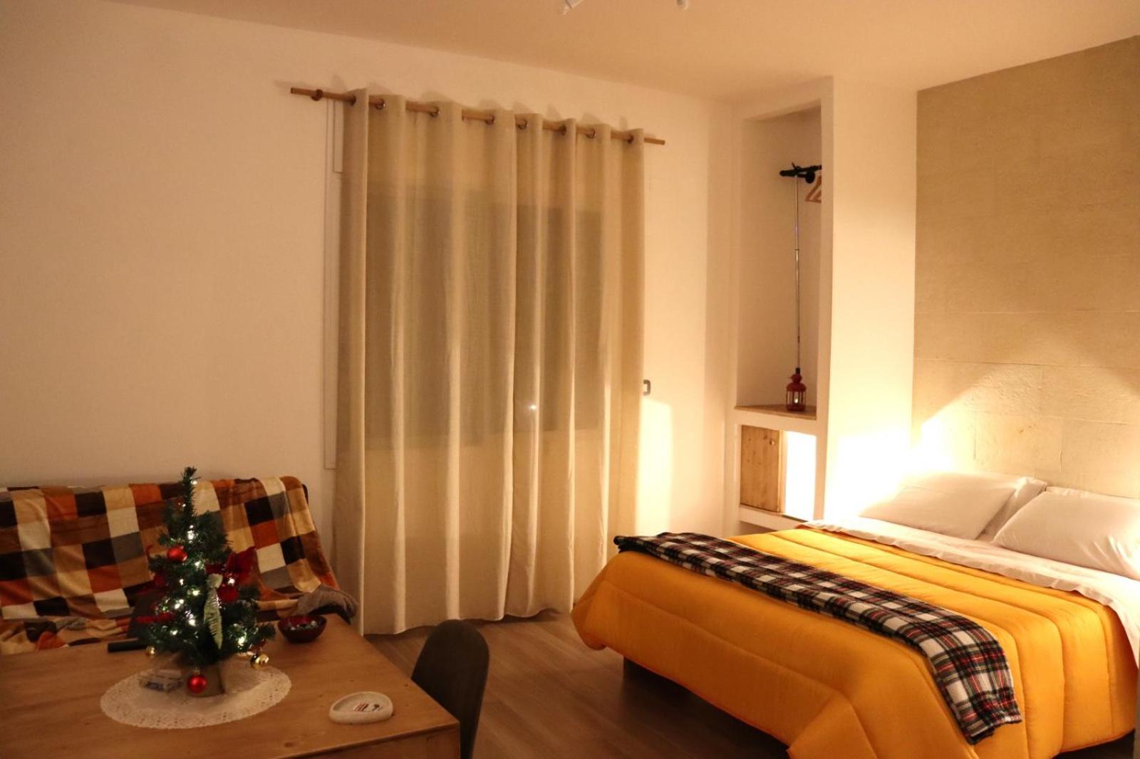 Pietra Bianca Bed and Breakfast Cutrofiano Eksteriør billede